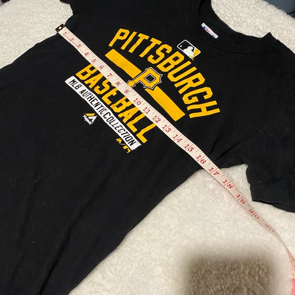 Ladies Pittsburgh Pirates baseball tee - Picture 3 of 3